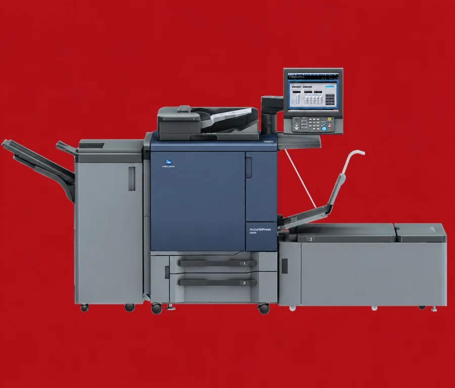 Konica Minolta AccurioPress C2060 sobre fondo rojo